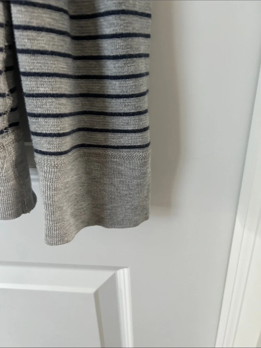 J.crew men’s size L Light Gray and Navy Striped Long Sleeve Crewneck Top